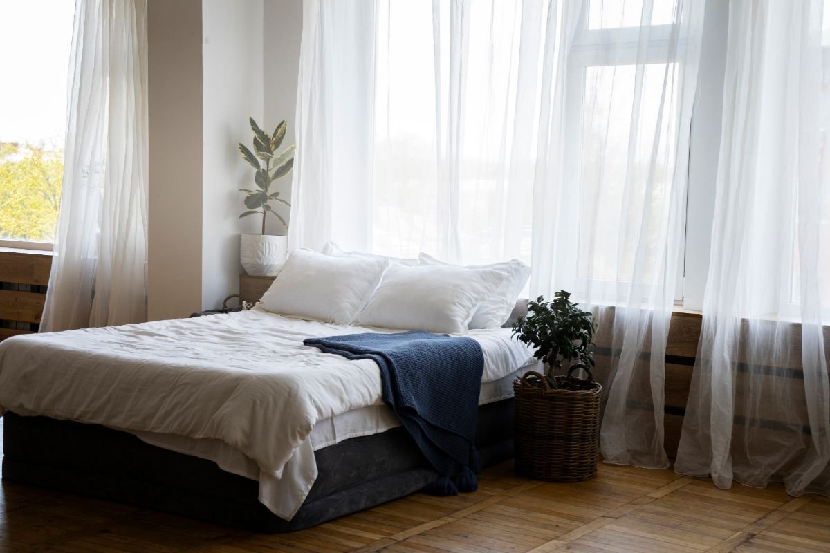 cama com cobertores macios