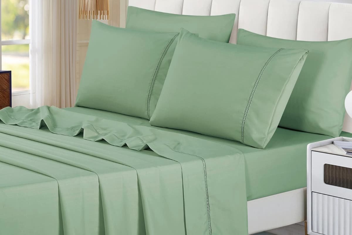 jogo de cama de casal na cor verde