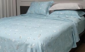 roupas de cama feitas com tecido de algodão